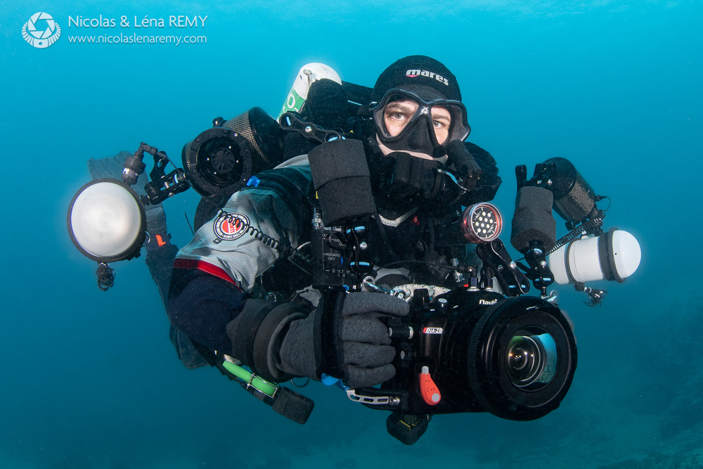 Rebreather diver with Nauticam NA-Z8 housing underwater